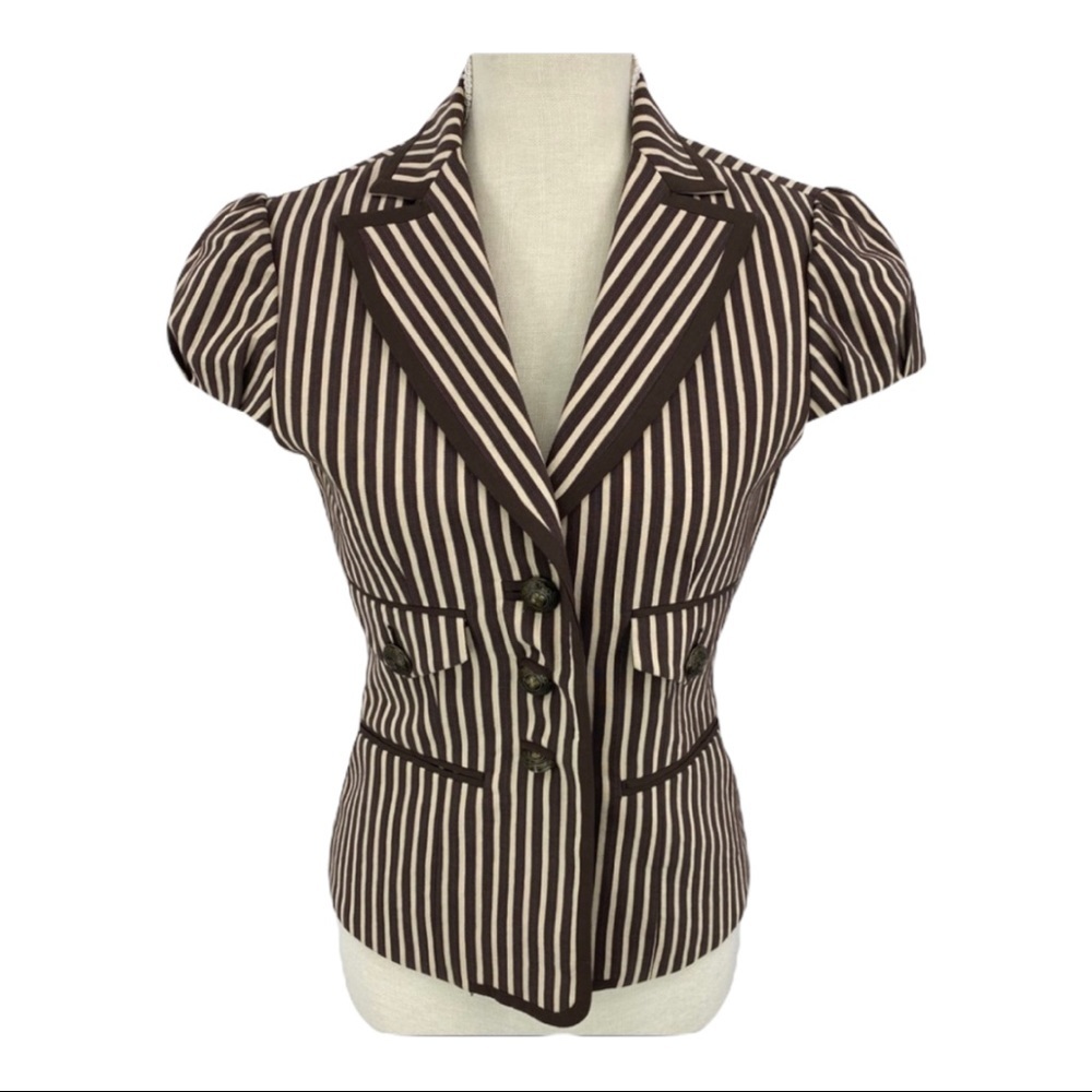 BCBGMAXAZRIA Striped short sleeve blazer size 8